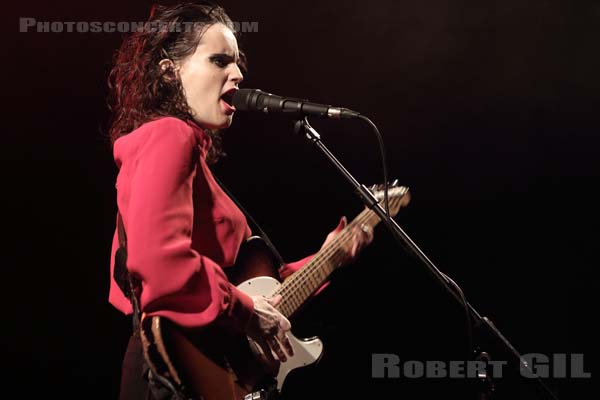 ANNA CALVI - 2019-04-04 - PARIS - Trabendo - 